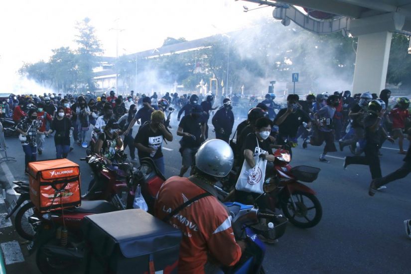 Protesters Clash With Thai Police Amid Tensions Over Pandemic Handling