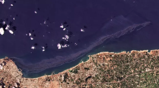 Oil Spill From Power Station Spreads Along Syria’s Coast