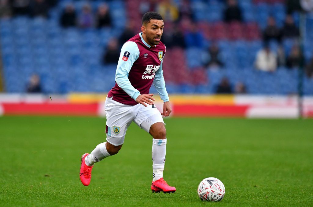 Free agent Aaron Lennon returns to Burnley