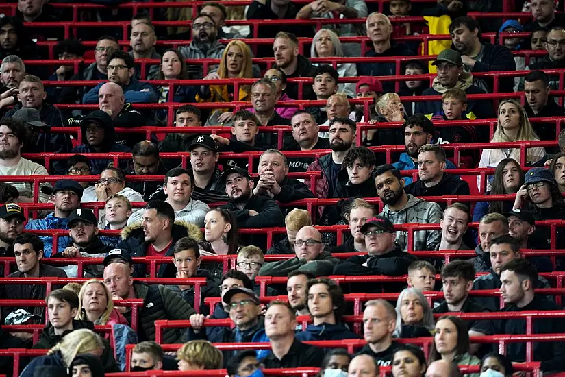 Uk Government Hopes To Conduct Safe Standing Pilots This Season