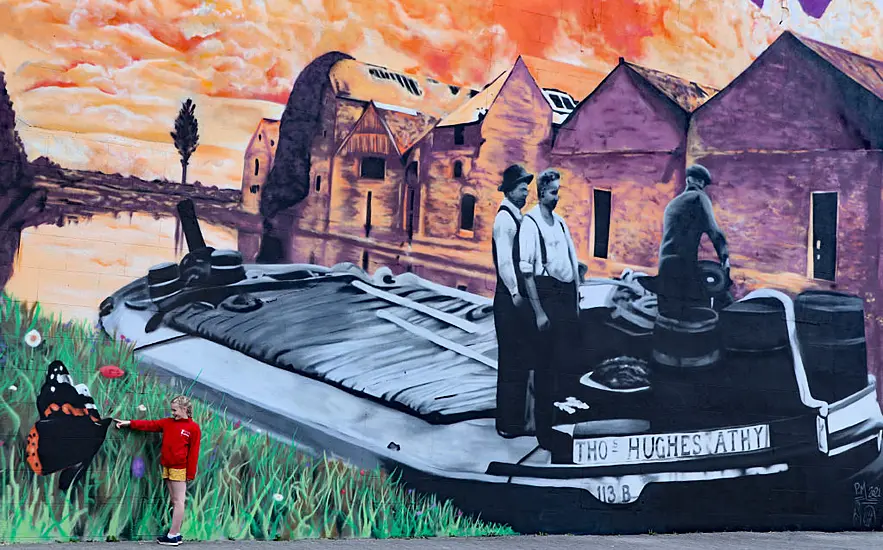 Deaf Community ‘Delighted’ With Mural Celebrating Co Kildare History