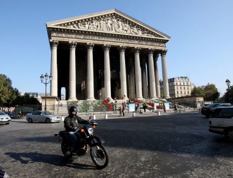 Paris Introduces Strict Speed Limit For Cars On Nearly All Its Streets