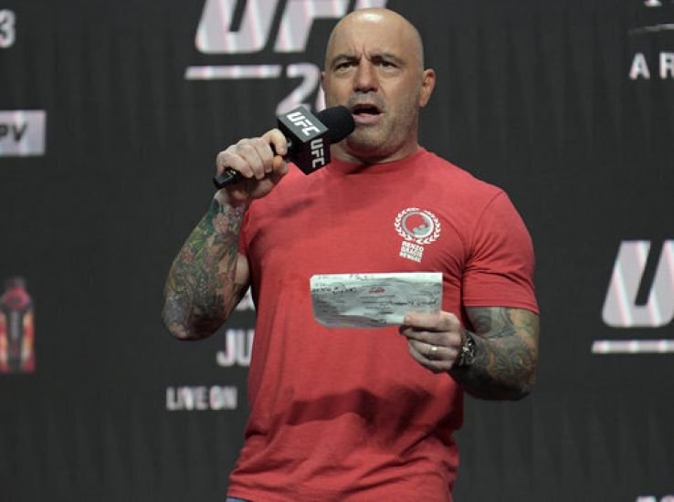 Joe Rogan Pledges To ‘Balance’ Podcast After Covid Misinformation Controversy