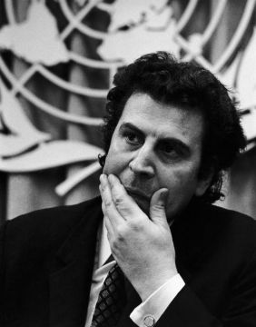 Greek Composer And Political Activist Mikis Theodorakis Dies Aged 96