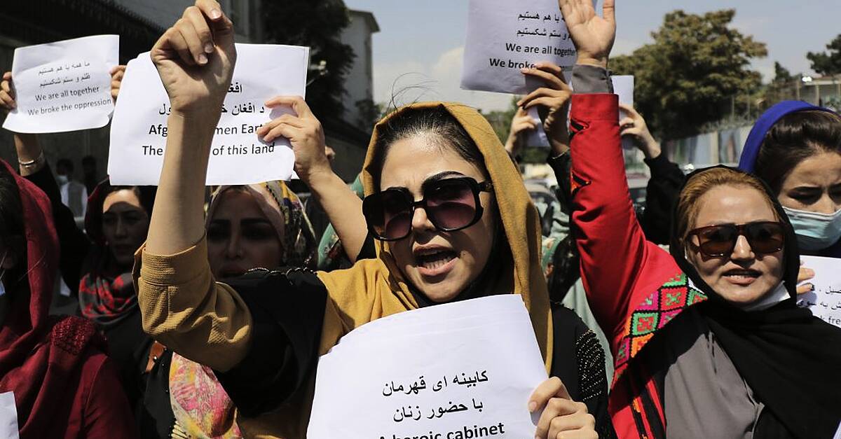 Taliban Special Forces Bring Afghan Women’s Protest To Abrupt End