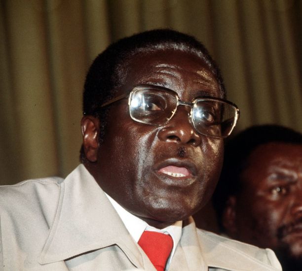 Zimbabwe Magistrate Rules Mugabe Should Be Reburied