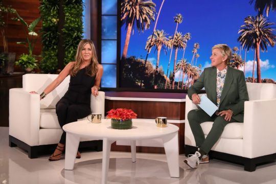 Emotional Jennifer Aniston Helps Launch Final Season Of The Ellen Degeneres Show
