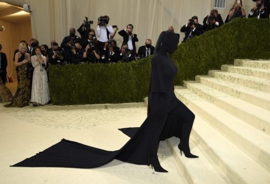 Kim Kardashian West Wears Full Face Covering At The Met Gala