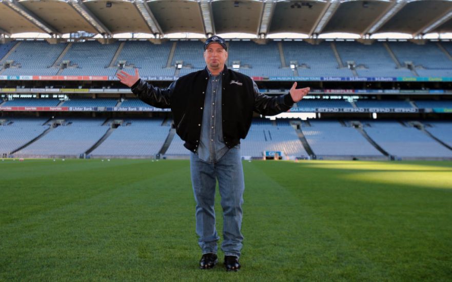 Tánaiste Would ‘Absolutely’ Like To See Garth Brooks Return For Ireland Gigs