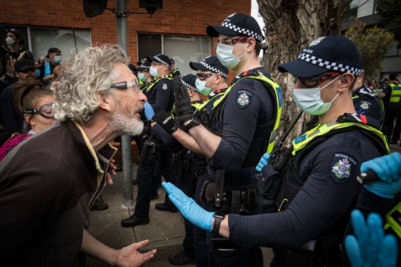 Australian Police Clash With Anti-Lockdown Protesters, Arrest Over 200