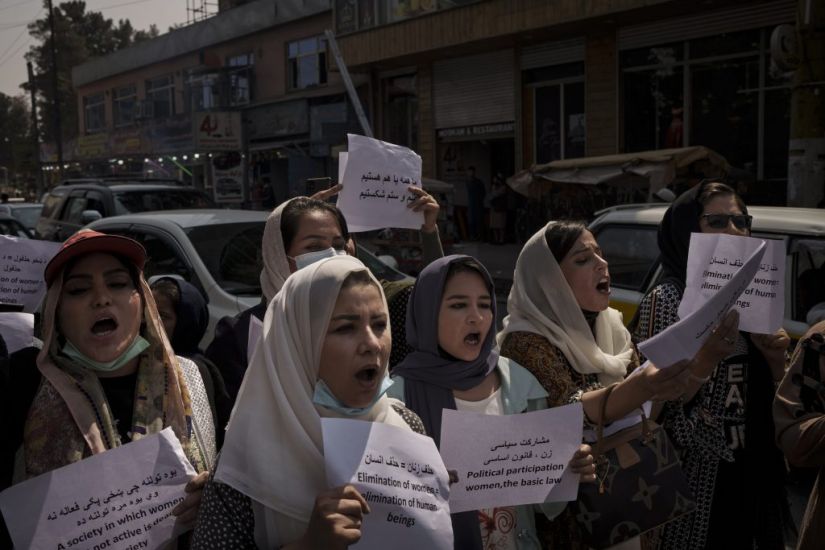 Female Employees For Kabul City Government Told To Stay At Home