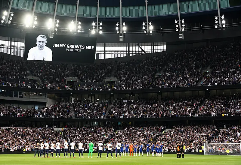 Tottenham And Chelsea Unite To Remember Jimmy Greaves