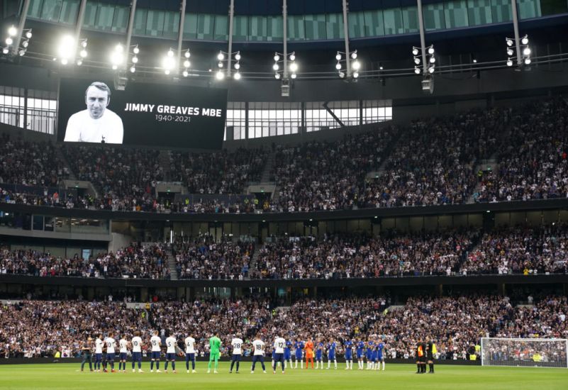 Tottenham And Chelsea Unite To Remember Jimmy Greaves