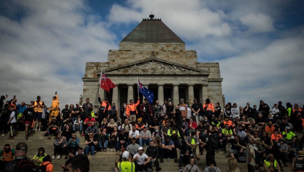 Melbourne Police Arrest 200 At Covid-19 Lockdown Protests