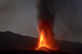 Spanish Volcano Still Spewing Out Lava, Five Days After Eruption