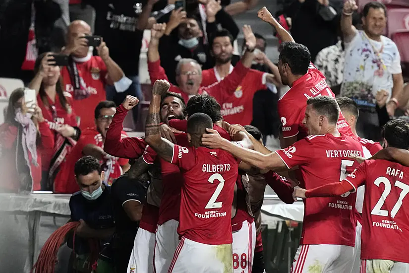 Benfica Cruise Past Barcelona To Pile Pressure On Ronald Koeman