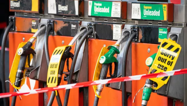 Military Drivers Mobilised To Deliver Fuel To Uk Petrol Stations