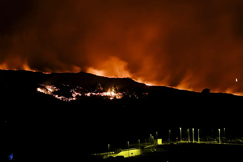 Spain’s Pm Promises To Rebuild La Palma Once Volcanic Eruption Abates