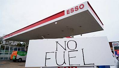 Crisis - What Crisis? British Military Deployed To Solve Fuel Crisis