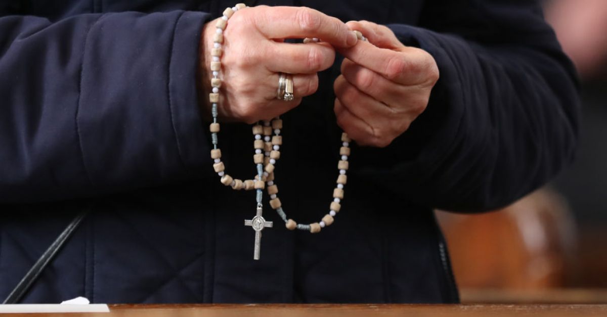 Католическите епископи издават предупреждение относно предложените конституционни промени относно семейството и грижите