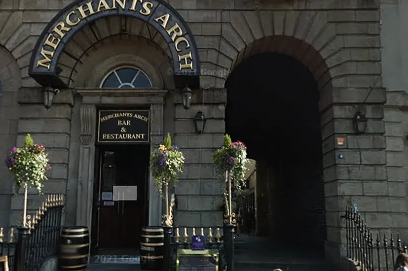 Temple Bar: 14,000 Sign Petition Against Merchant's Arch Hotel Development