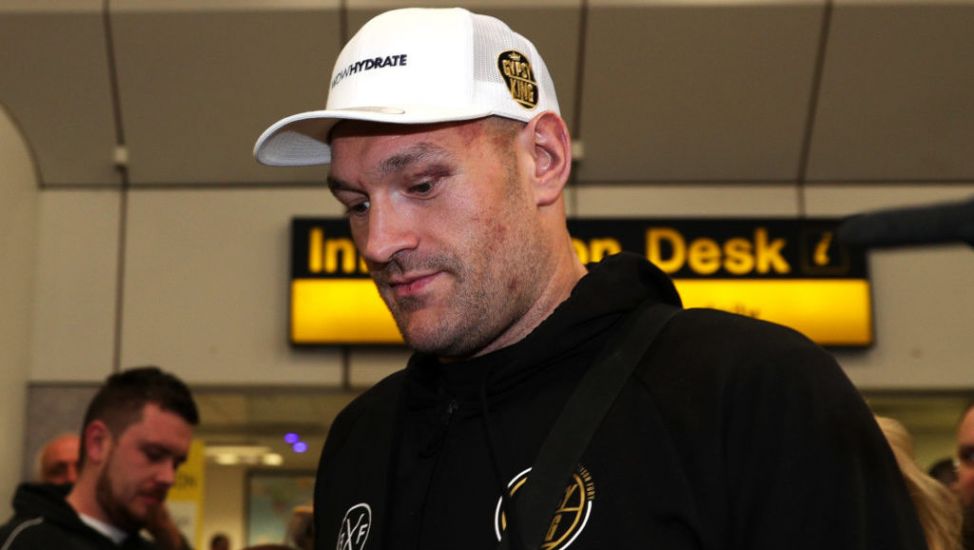 Tyson Fury Arrives In Las Vegas With A Message For Deontay Wilder