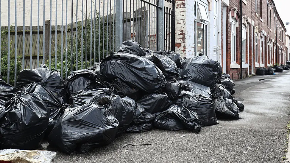 Dublin To Trial New ‘Bagbins’ To Eliminate Waste Bags From Streets