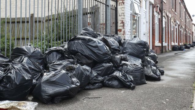 Dublin To Trial New ‘Bagbins’ To Eliminate Waste Bags From Streets