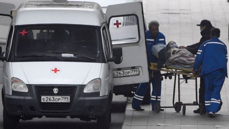 Russia's Daily Covid-19 Death Toll Hovers Near All-Time High