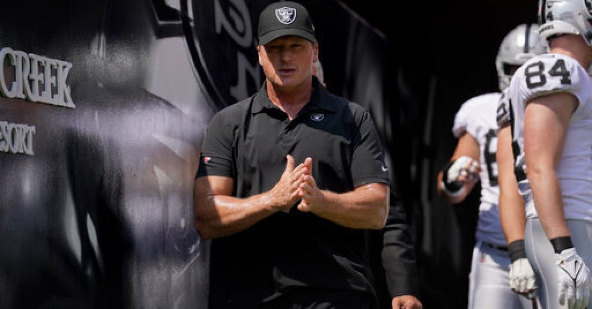 Jon Gruden Resigns After Homophobic and Mysogynistic Comments - The New  York Times