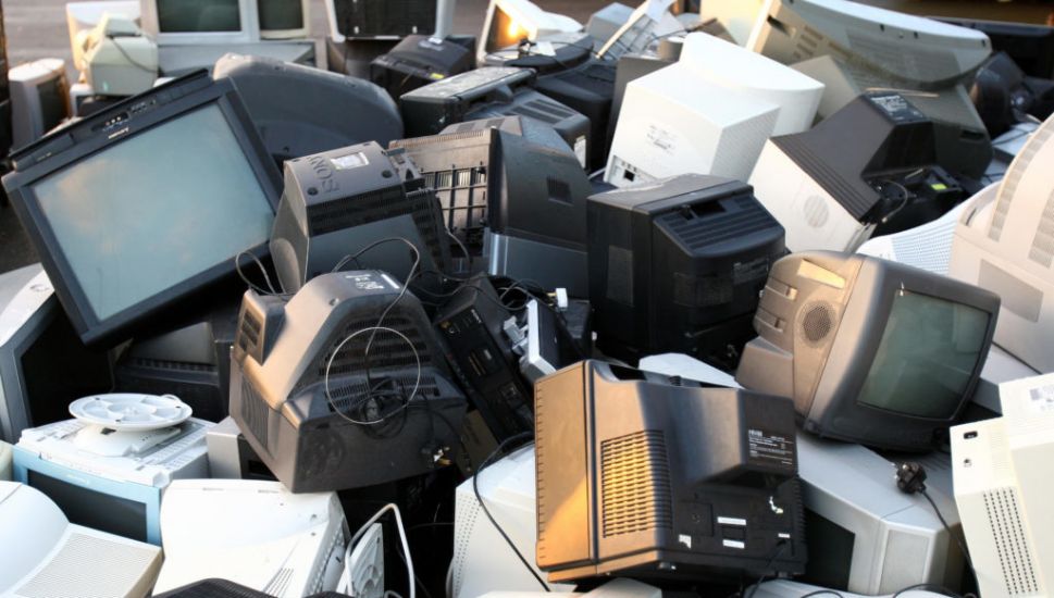 Global Electronic Waste Grows To Almost 60 Million Tonnes In 2021