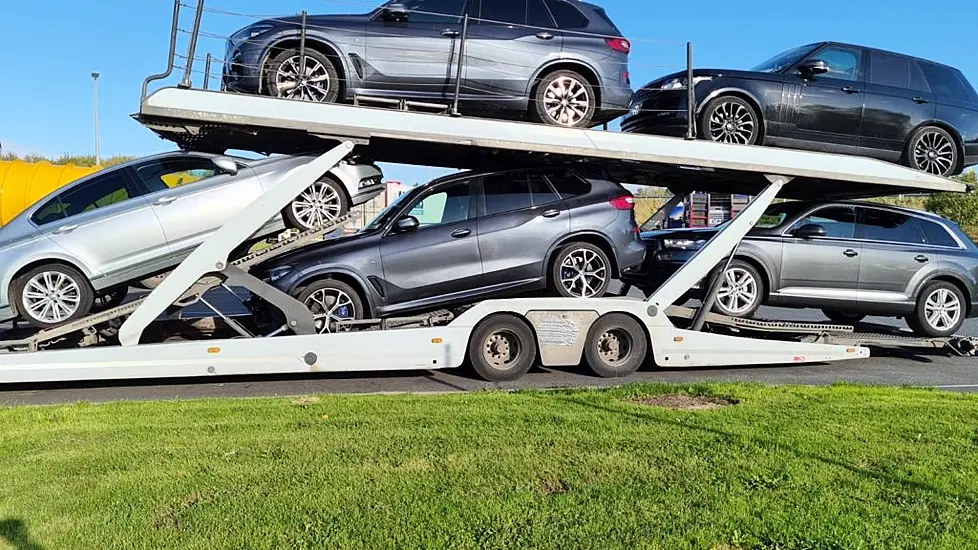 Cab Seize 11 Vehicles During Tipperary Operation