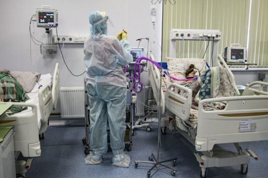 Covid Infections And Deaths In Russia Climb To New Record High