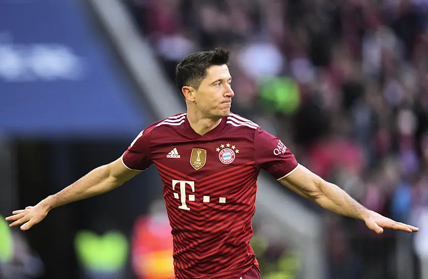 Robert Lewandowski On Target As Bayern Munich March On With 4-0 Win