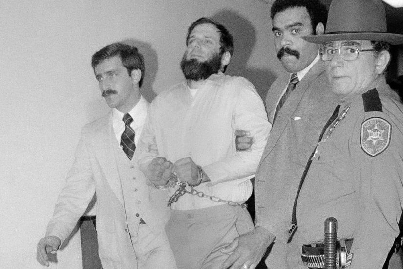 Weather Underground Radical David Gilbert Wins Parole After 40 Years In Prison