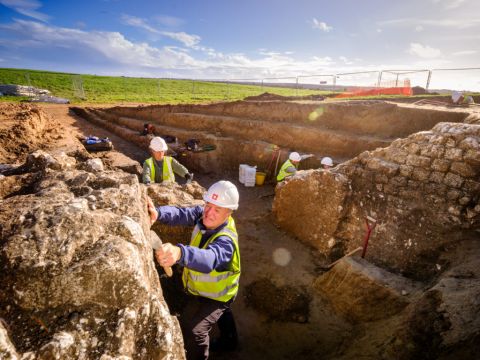 Excavation Into Roman Amphitheatre In England Uncovers Arena Holding Cell