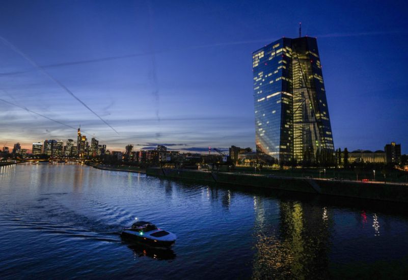 European Central Bank Leaves Pandemic Stimulus Unchanged