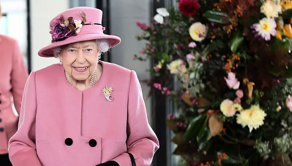 Britain's Queen Elizabeth Advised To Rest For At Least Two More Weeks