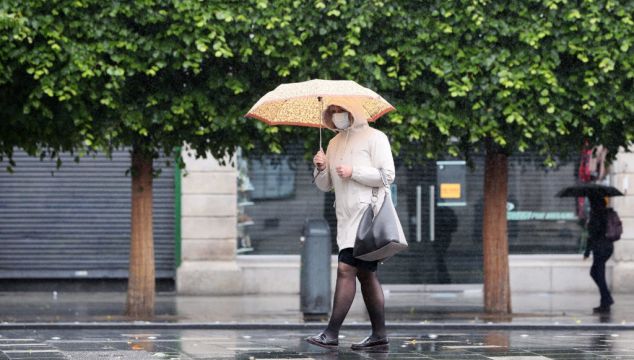 Met Éireann Issues Thunderstorm Warning For Saturday Night