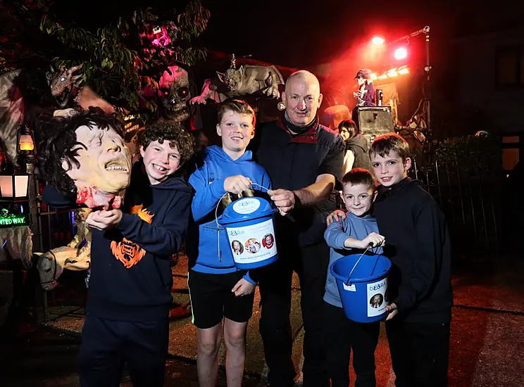 Dublin Home Becomes Ghoulish Halloween Graveyard For Charity