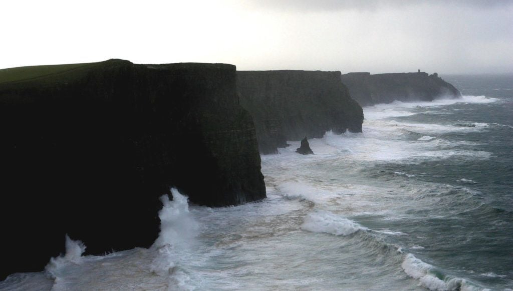Search for young boy missing near Cliffs of Moher resumes