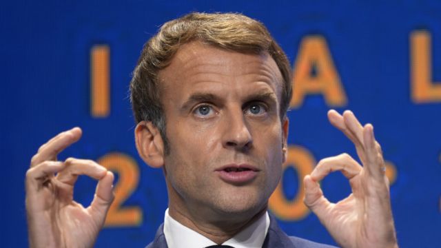 Australia Tells Macron: ‘We Didn’t Deface Eiffel Tower’ Over Submarines Row