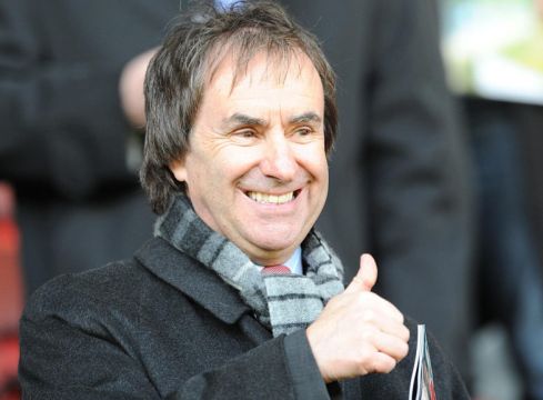 Chris De Burgh Says He Feels Thankful After Receiving Booster Jab