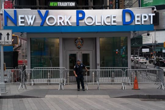 New York Prepares For Fallout From Vaccine Mandate Resisted By Many Police, Firefighters