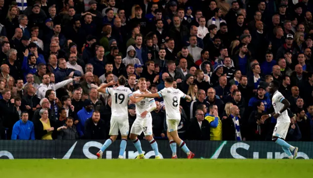 Matej Vydra Punishes Wasteful Chelsea As Burnley Hold Premier League Leaders