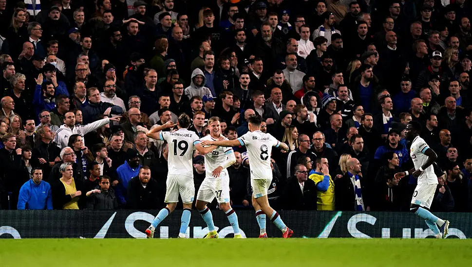 Matej Vydra Punishes Wasteful Chelsea As Burnley Hold Premier League Leaders