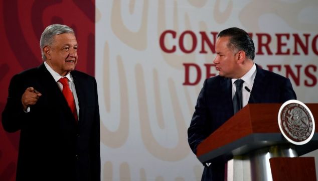 Mexican Anti-Money Laundering Chief Replaced Amid Wedding Scandal