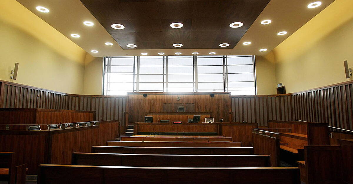 Two men 'caught red handed' in seizure of €472,000 worth of cannabis