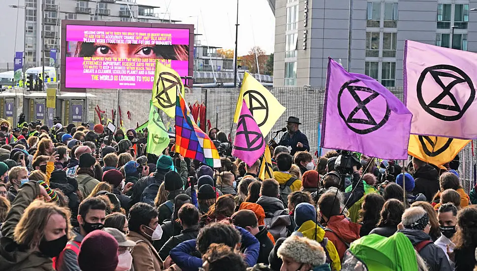 Cop26 Summit Goes Into Overtime As Countries Seek Agreement On Climate Action