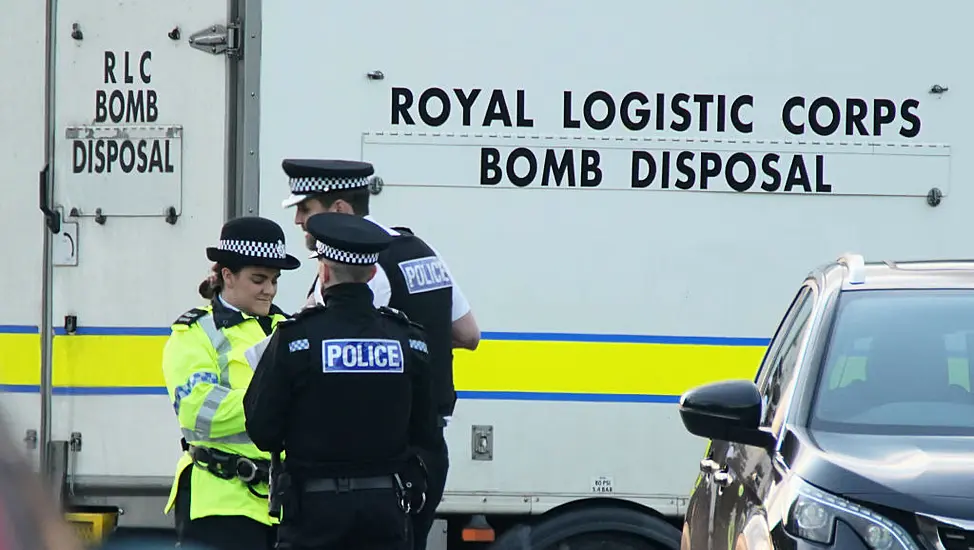 Counter-Terrorism Police In England Probe Fatal Blast At Hospital